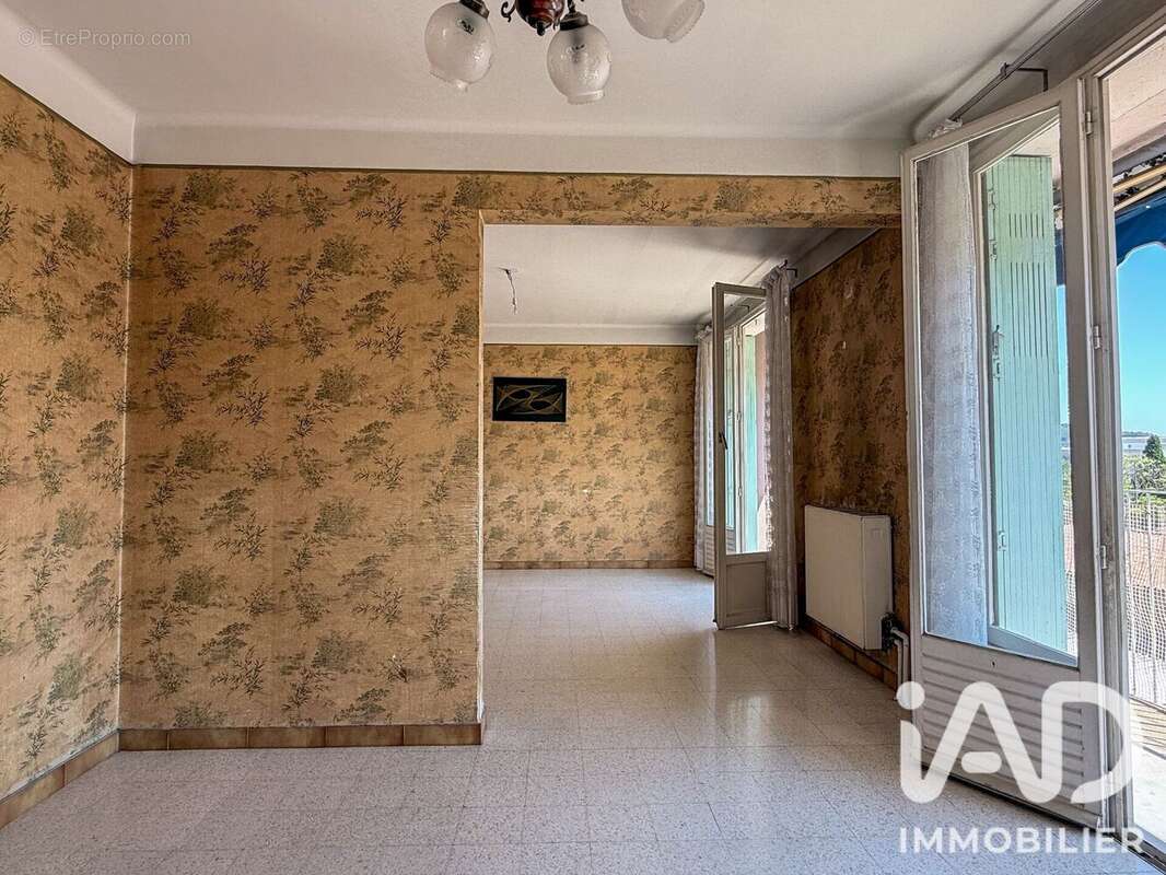 Photo 3 - Appartement à LA SEYNE-SUR-MER