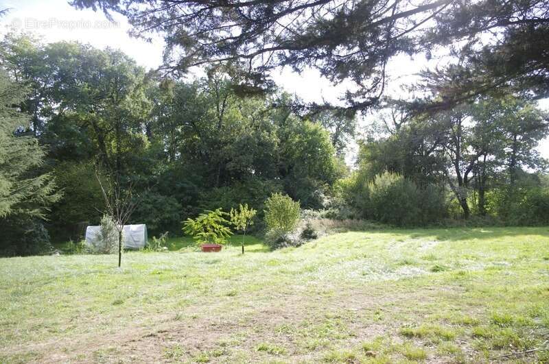 Maison à SAINT-JEAN-POUTGE