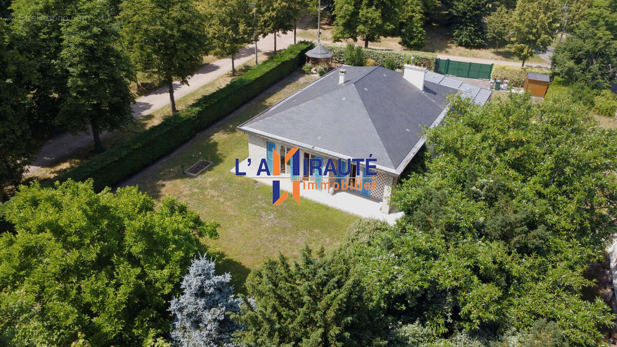 Maison à MAISONS-LAFFITTE