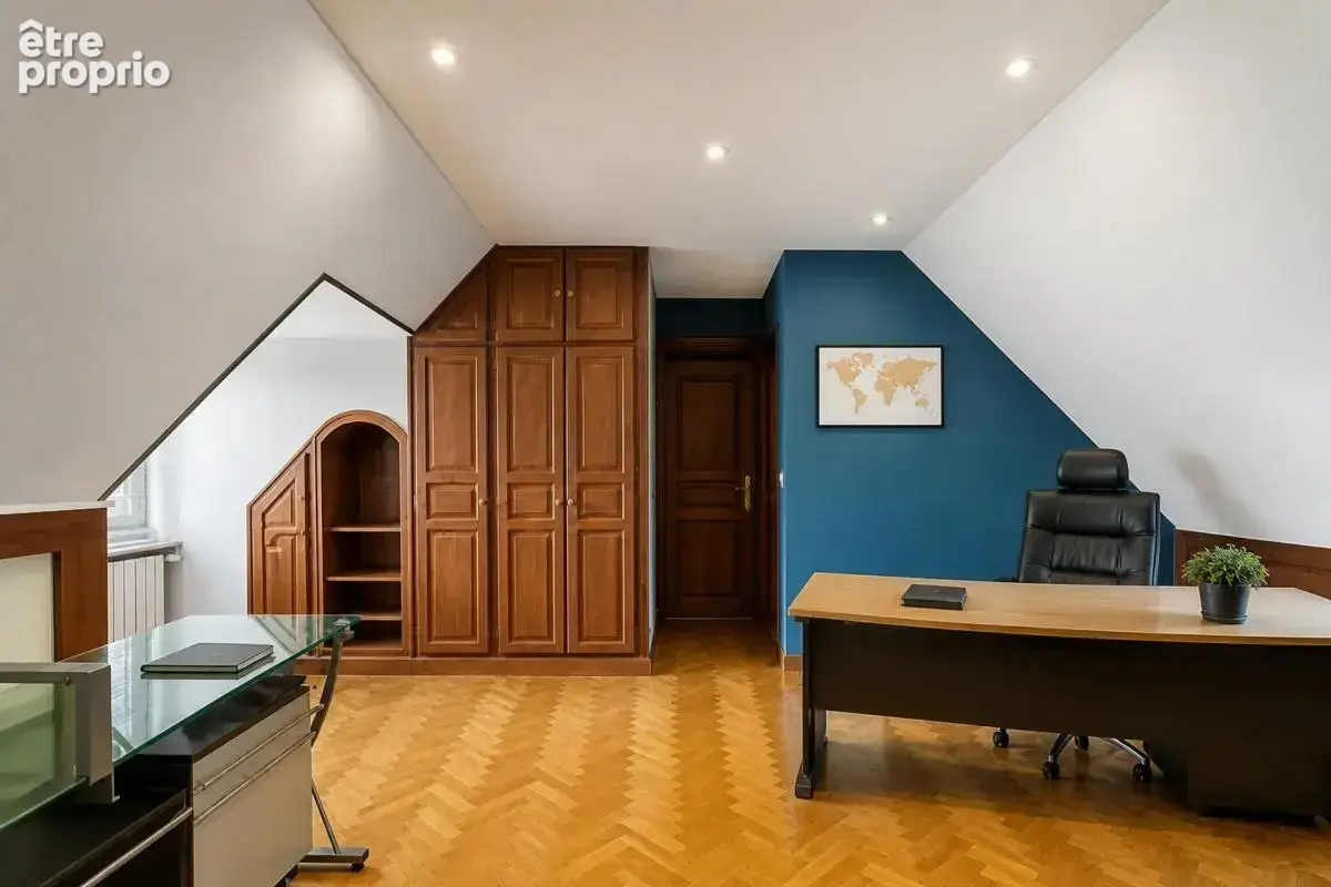 Maison de 7 pièces de 175 m² à Fontaine-la-Gaillarde - photo 11