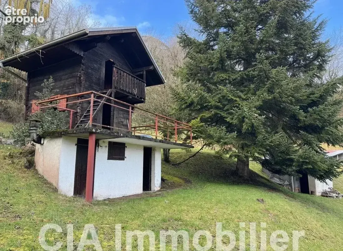 Maison à MARIGNIER