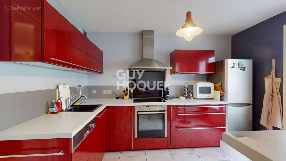 Maison à SAINT-CYR-SUR-LOIRE