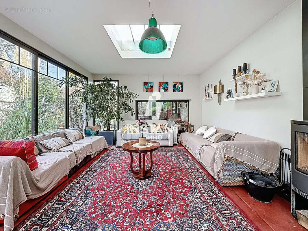 Maison à NEUILLY-PLAISANCE