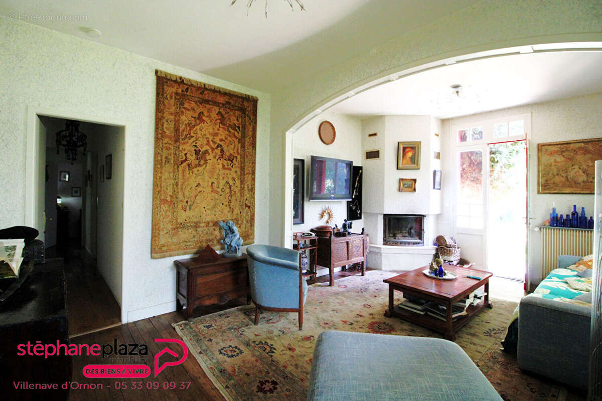 Maison à VILLENAVE-D&#039;ORNON