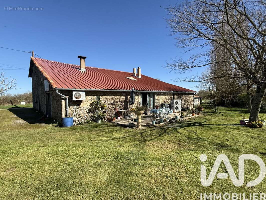 Photo 3 - Maison à GOURGE