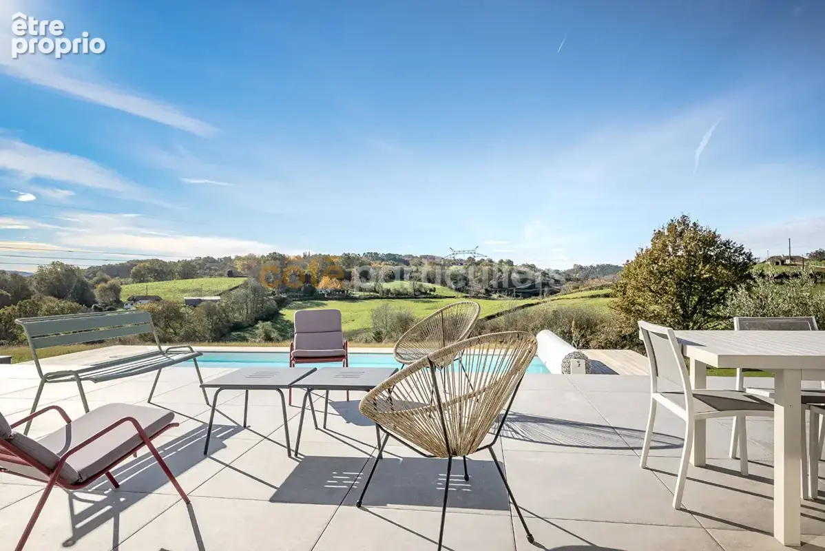Au calme, vue montagne, villa récente de 2023 - photo 2