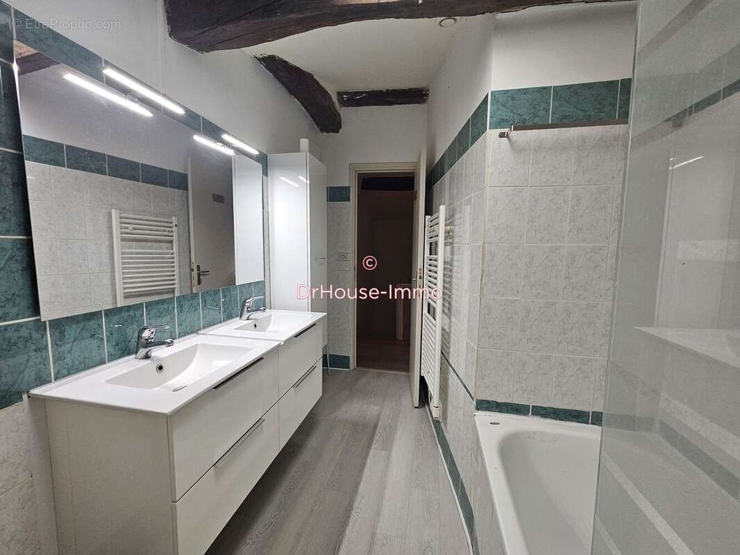 Appartement à BLAYE