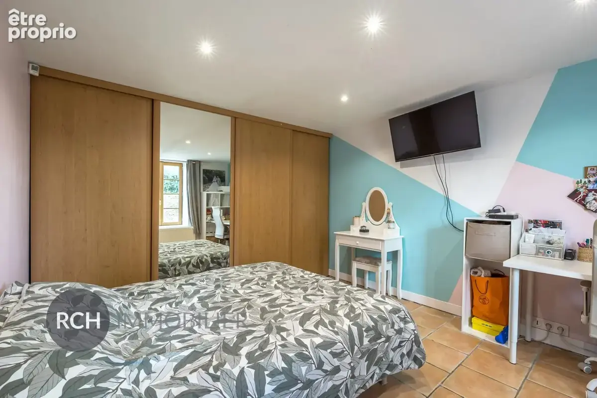 Le Mesnil Simon - Charmante maison familiale en pierre avec dépendances - photo 9