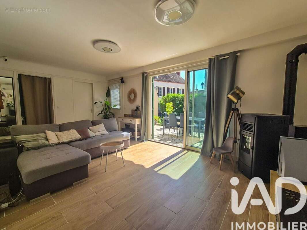 Photo 2 - Maison à CHARS