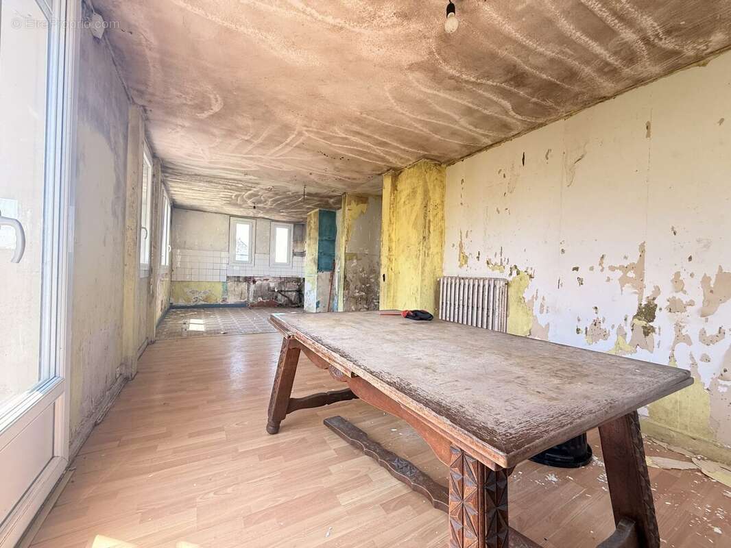 Appartement 202 m² à Pontivy  - photo 4