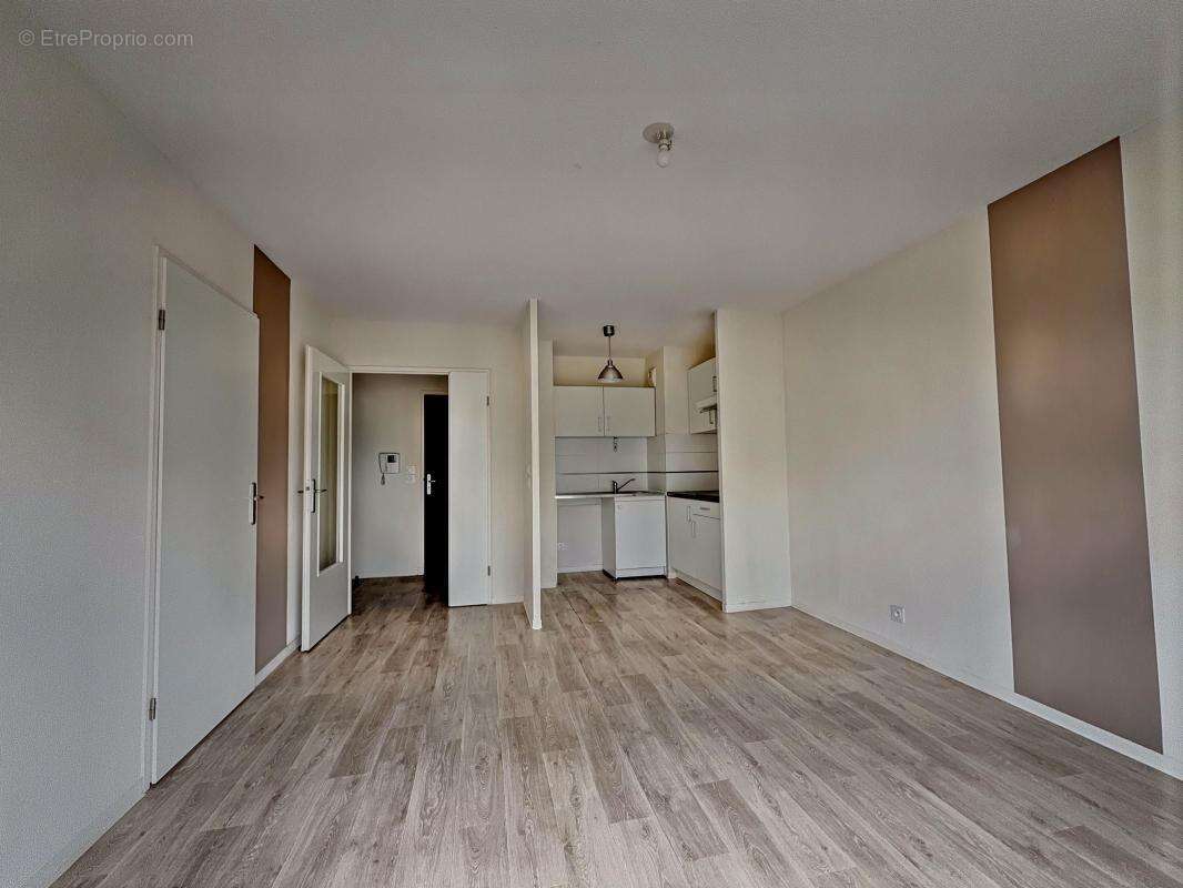 Appartement T2 avec balcon et place de parking en sous-sol, rare DPE : A - photo 5