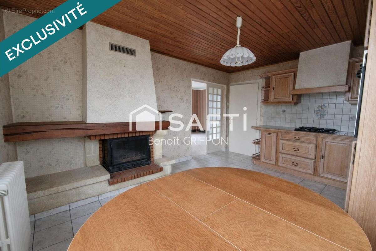 Maison 98 m² à Les Landes-Genusson  - photo 5