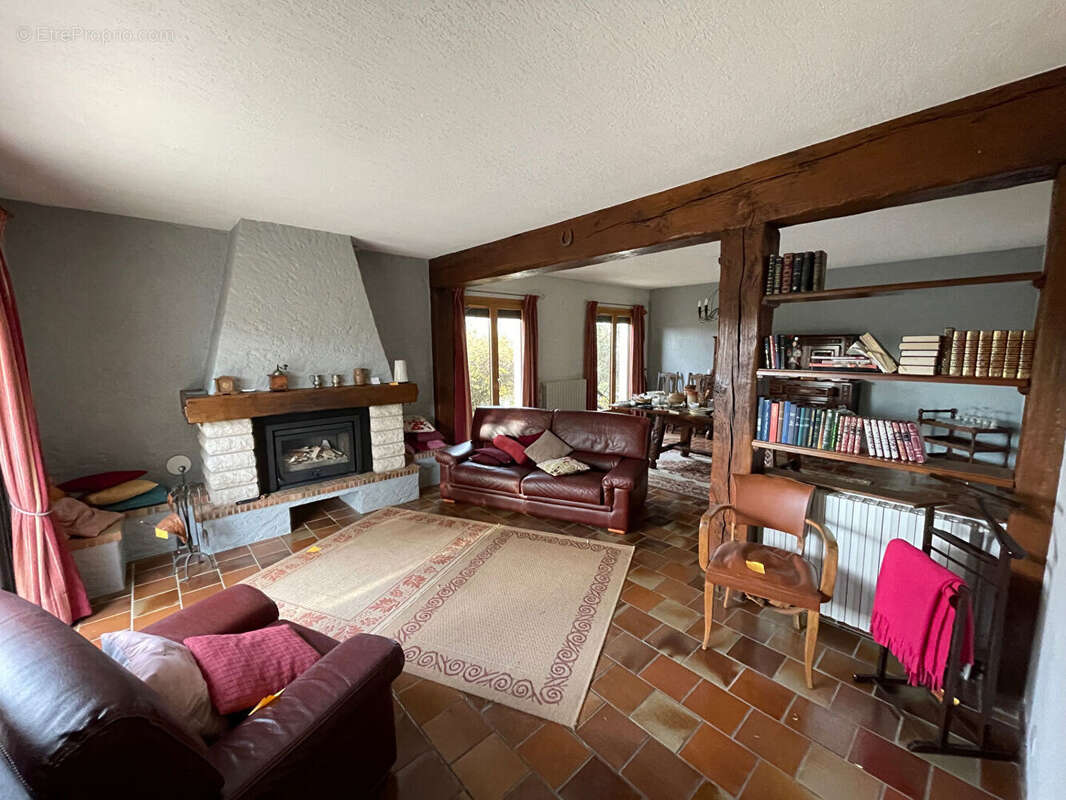 Maison à BUXEROLLES