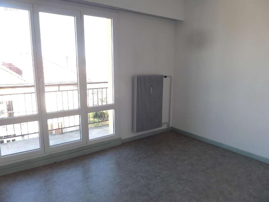 Appartement 67 m² à Valentigney  - photo 4