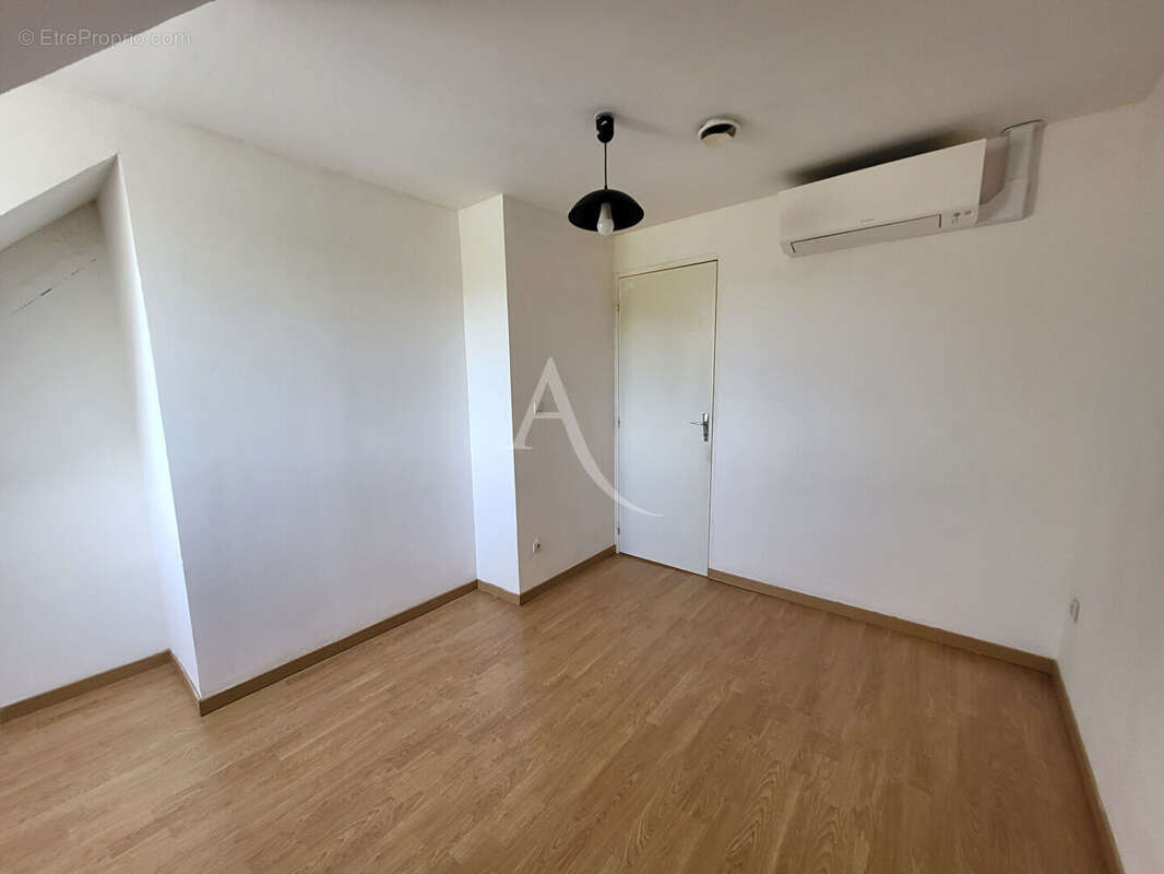 Maison à LA CHAPELLE-LAUNAY