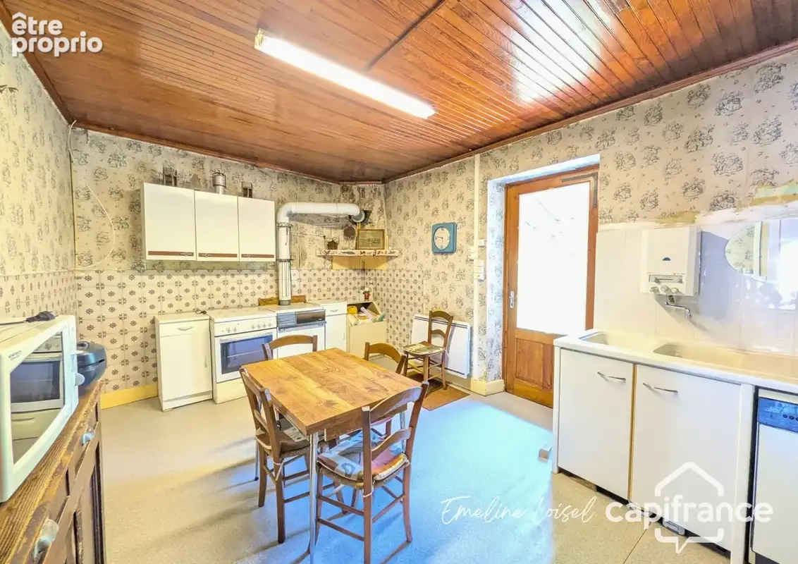 Maison atypique avec jardin - 80m² de dépendances - cour abritée - Saint Martin en Vercors (26420) - photo 3