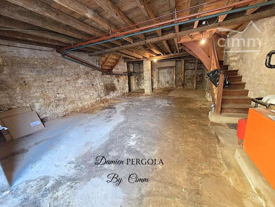 Immeuble de rapport en centre-ville de Montignac-Lascaux – Emplacement premium et fort potentiel de rentabilité - photo 20