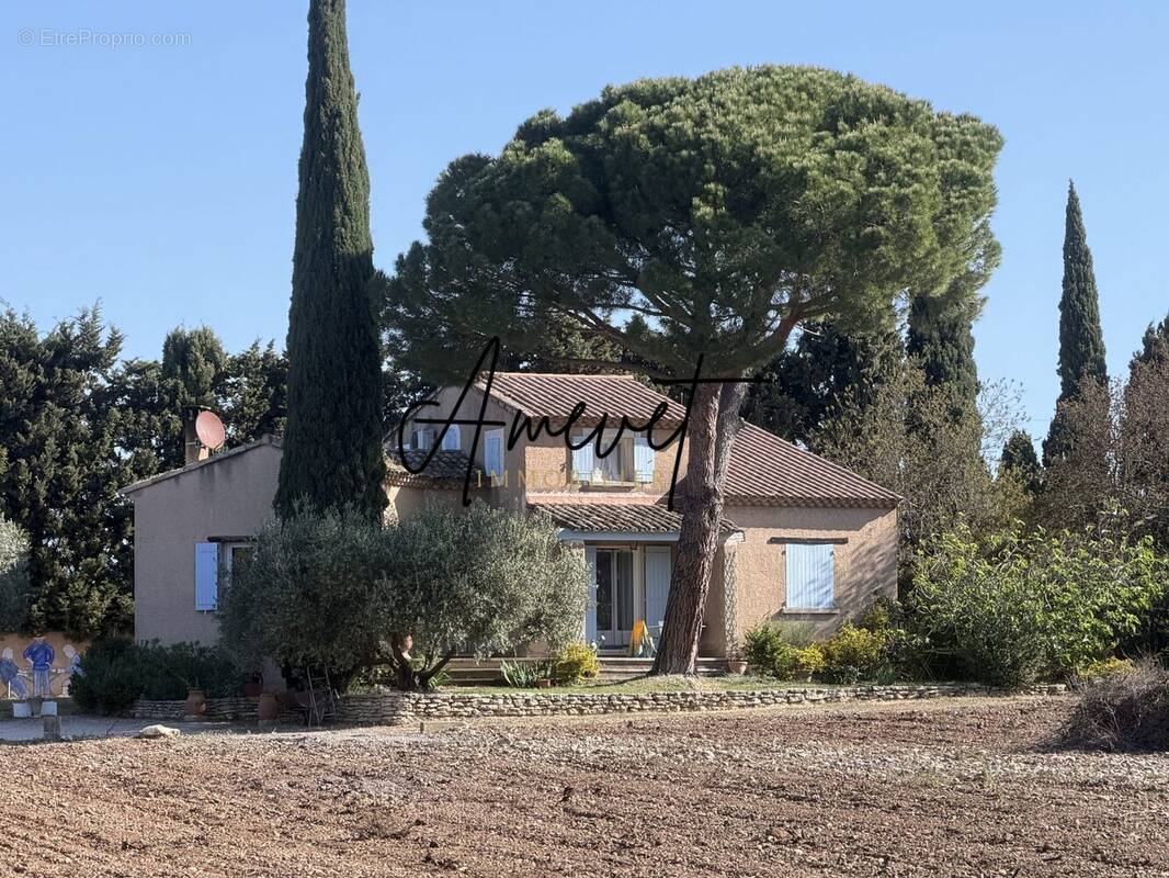 Maison à VEDENE