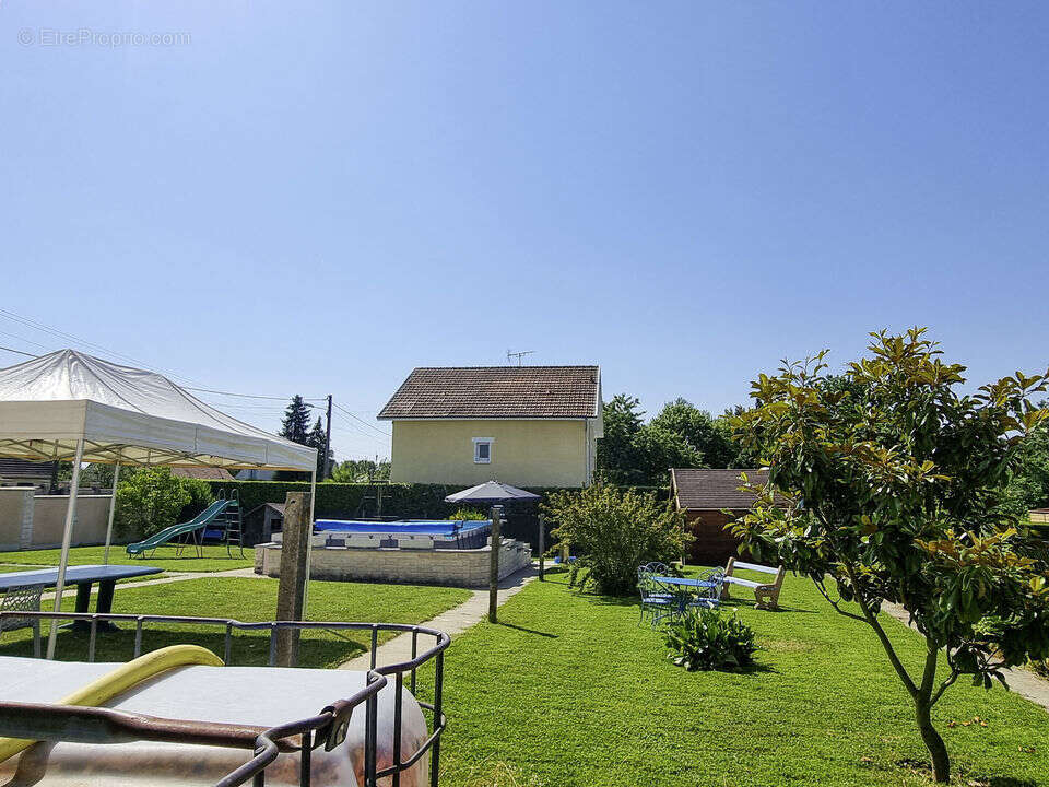 Maison à CHOISY-EN-BRIE