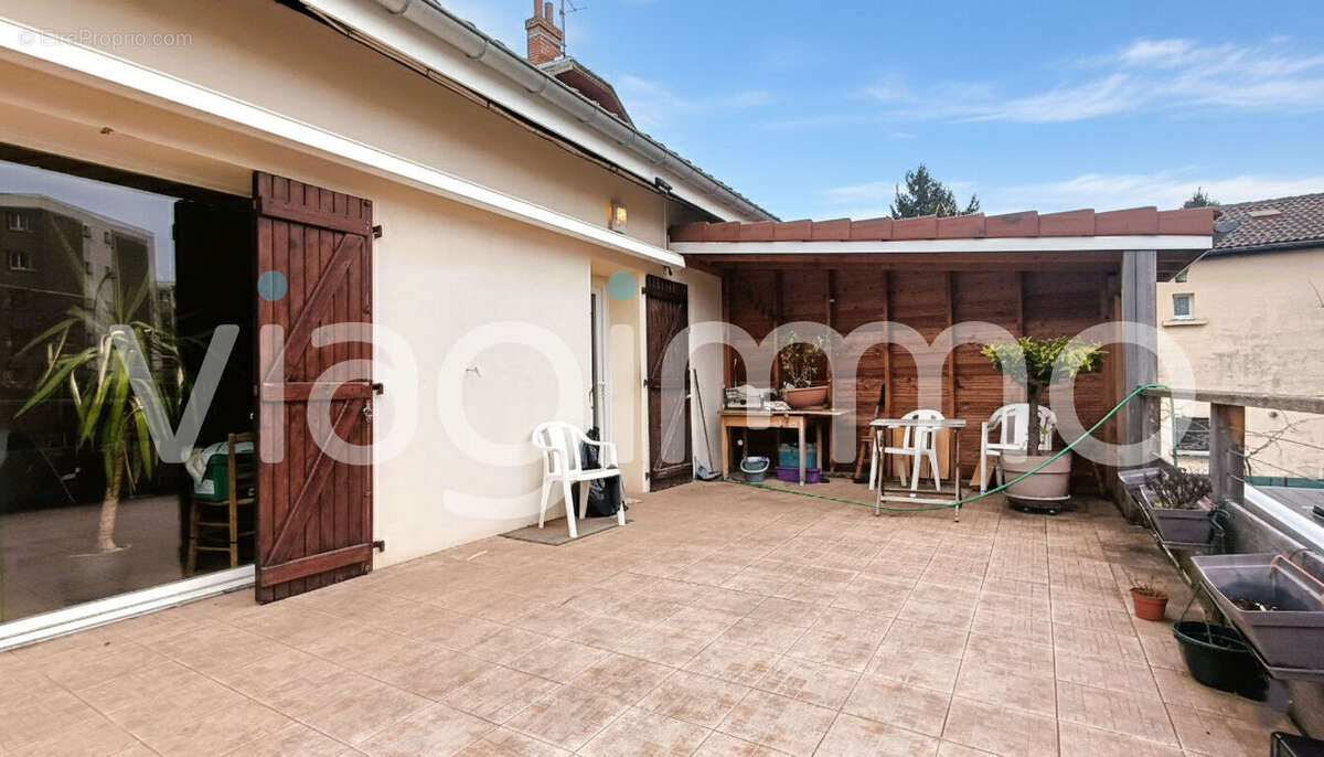 Maison à FONTAINE
