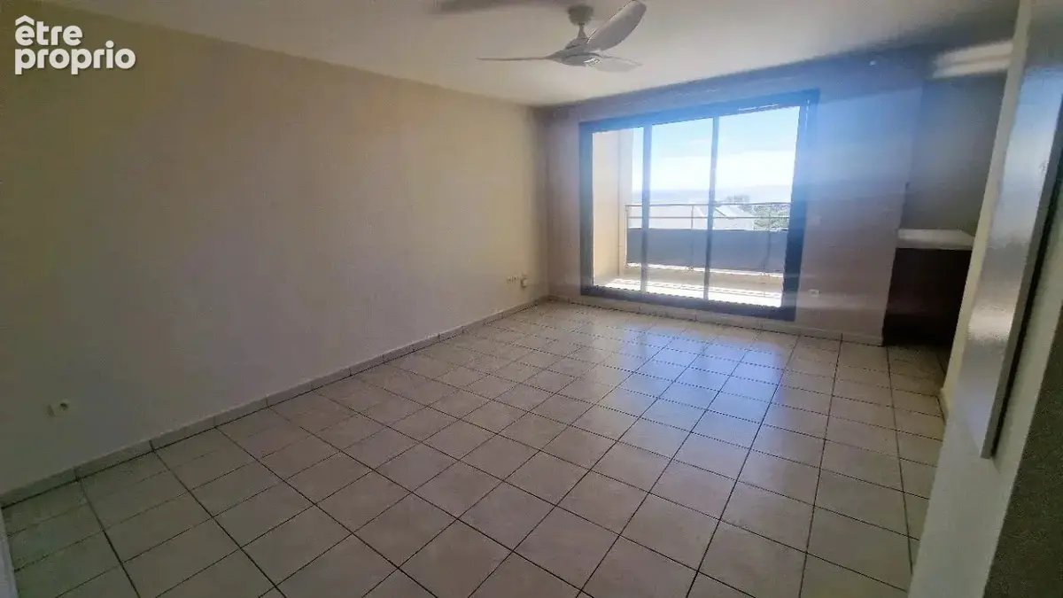 Appartement 2 pièces 51 m² · à Saint-Denis · 51,3 m² · 131 250 €