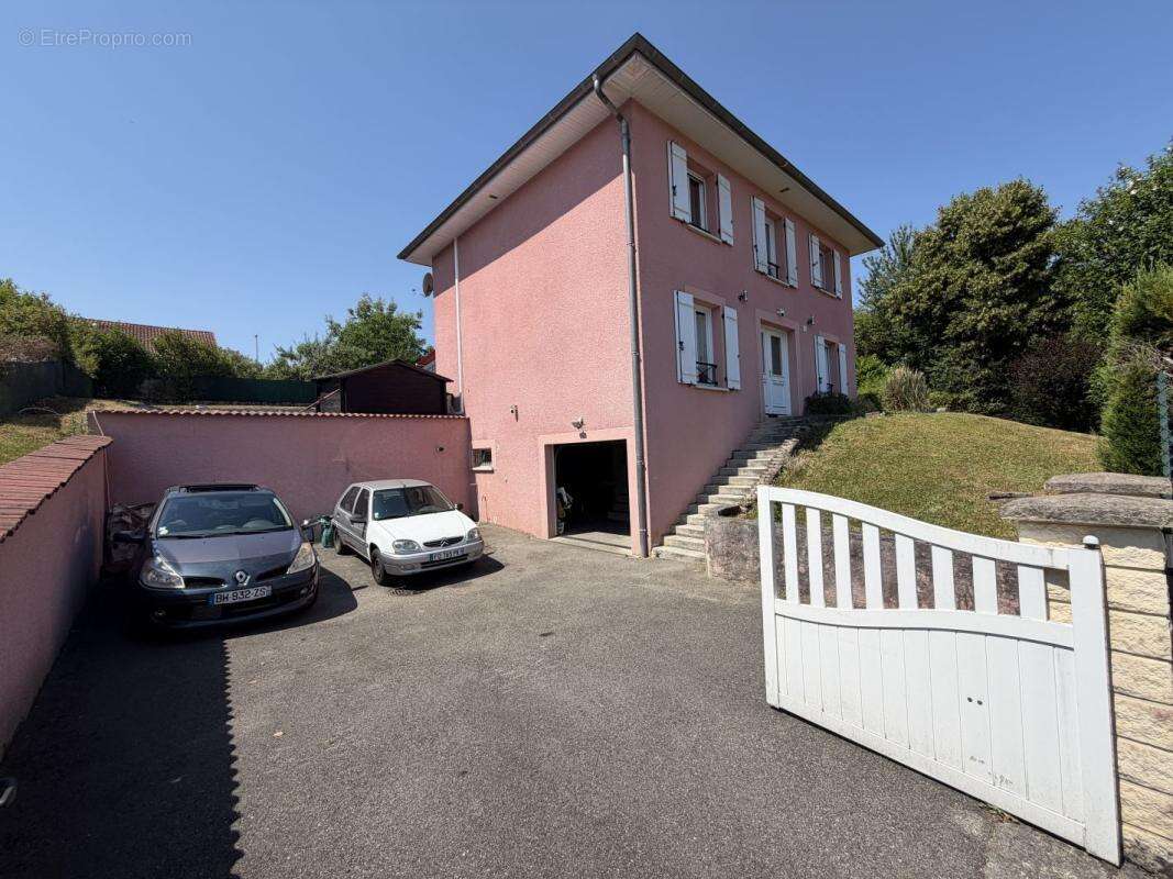 Maison 127 m² à Le Pont-De-Beauvoisin  - photo 4