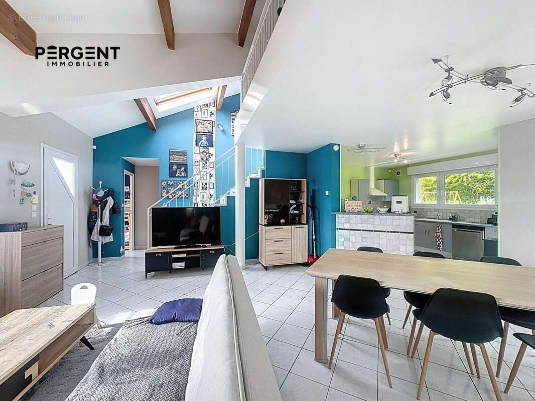 Maison à LA FRANCHEVILLE