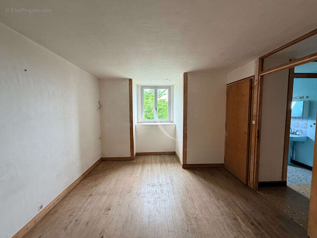 Maison à ROU-MARSON