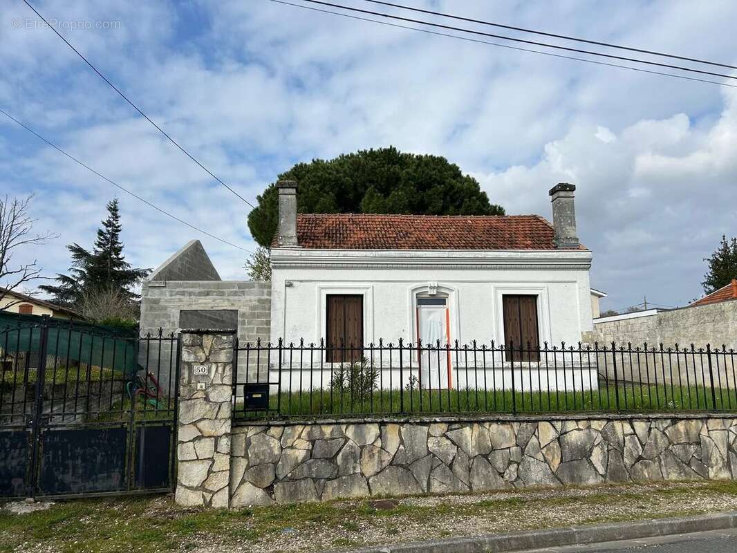 Maison à SAINT-ANDRE-DE-CUBZAC