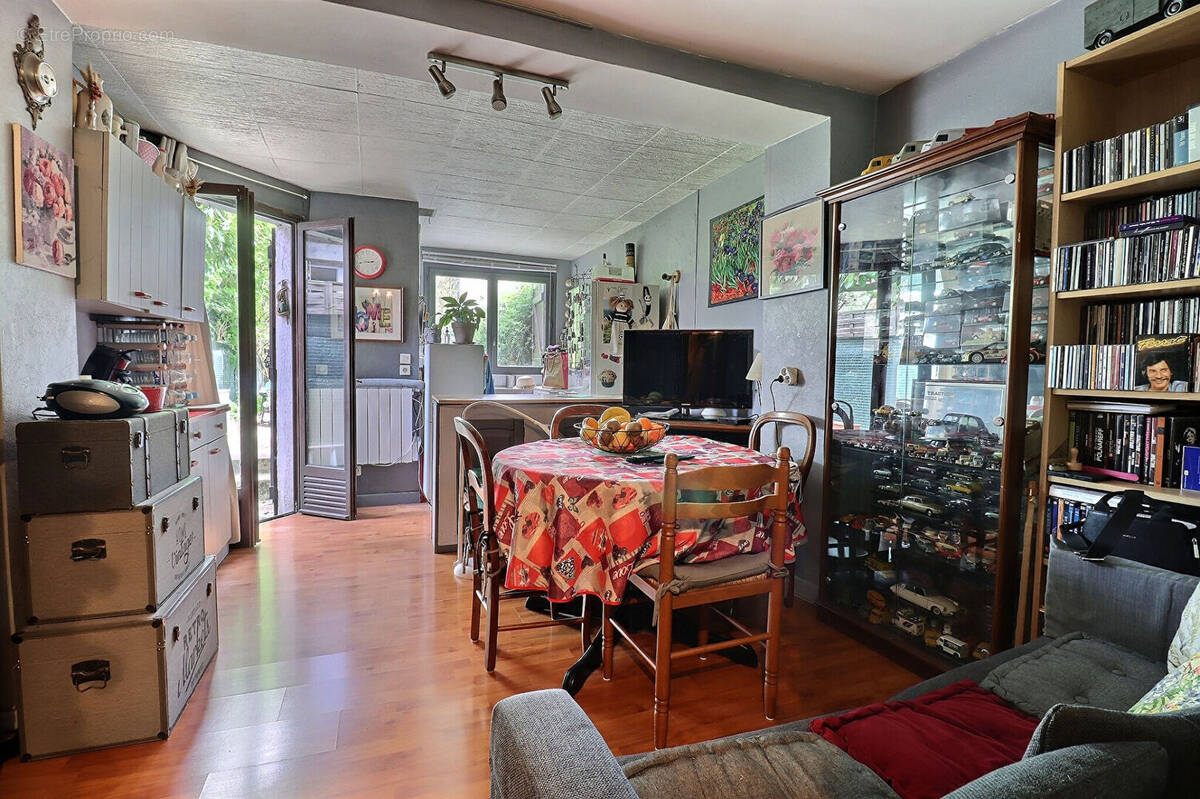 Appartement à VITRY-SUR-SEINE