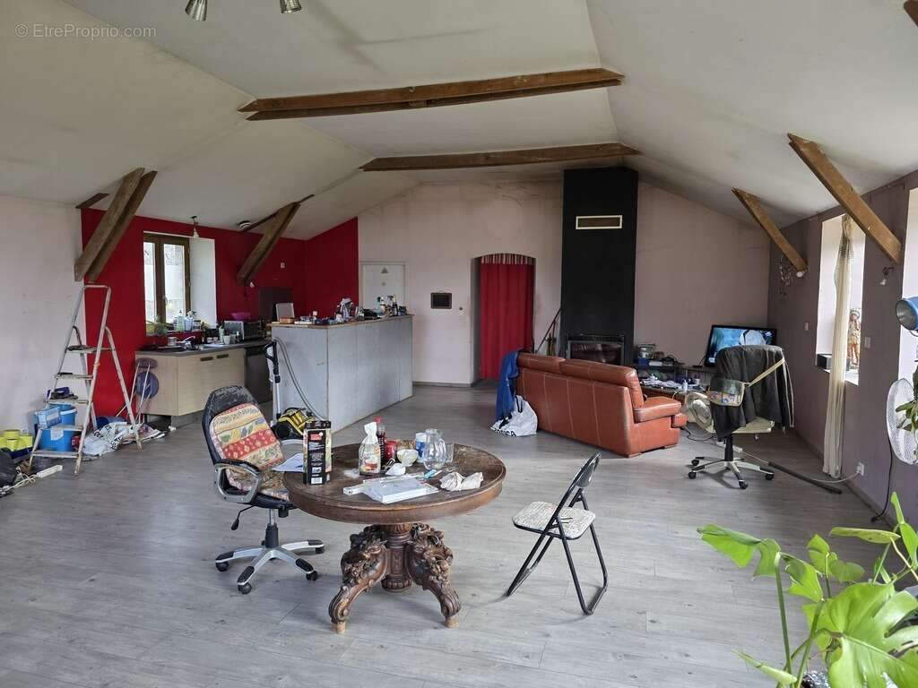 Maison à BAGNAC-SUR-CELE