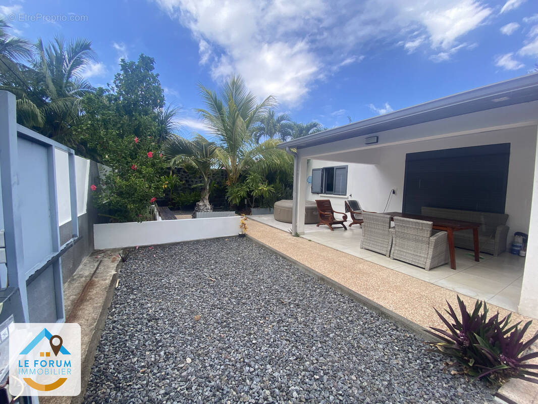 Maison à SAINT-JOSEPH