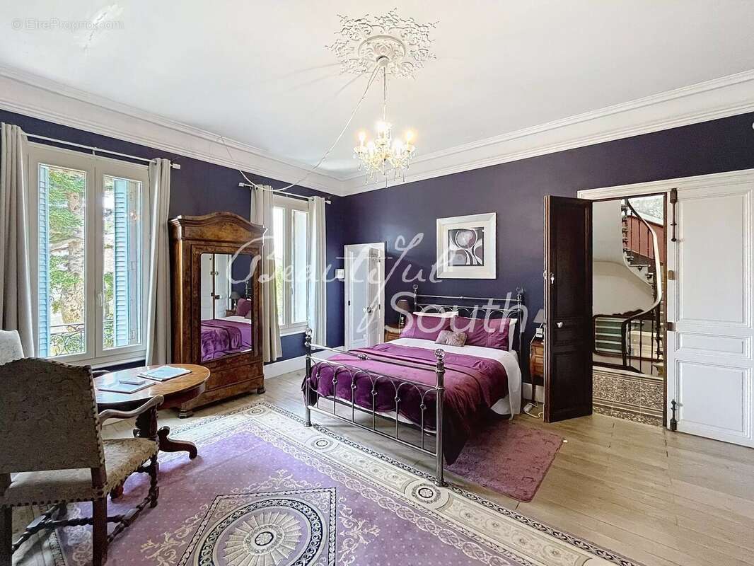 Maison à SAINT-LAURENT-DE-LA-CABRERISSE