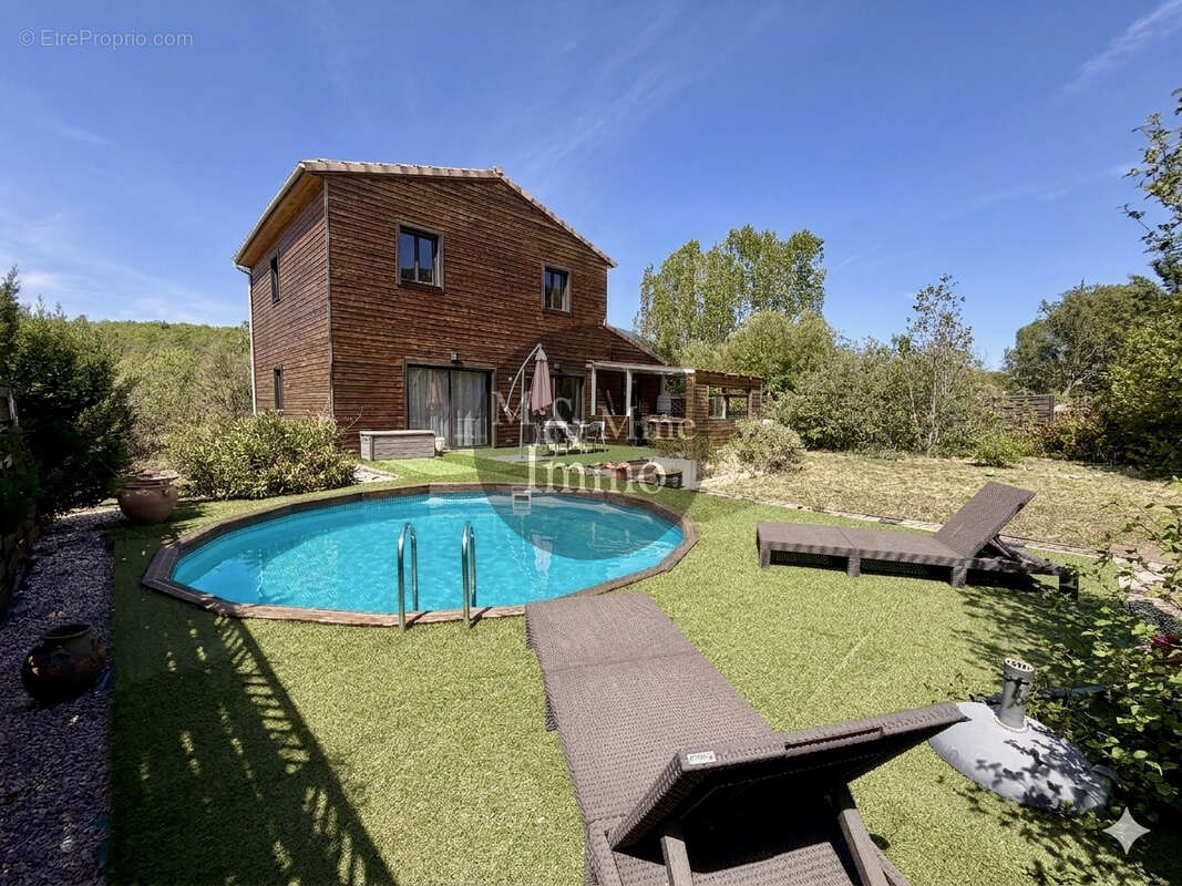 Maison à BANON