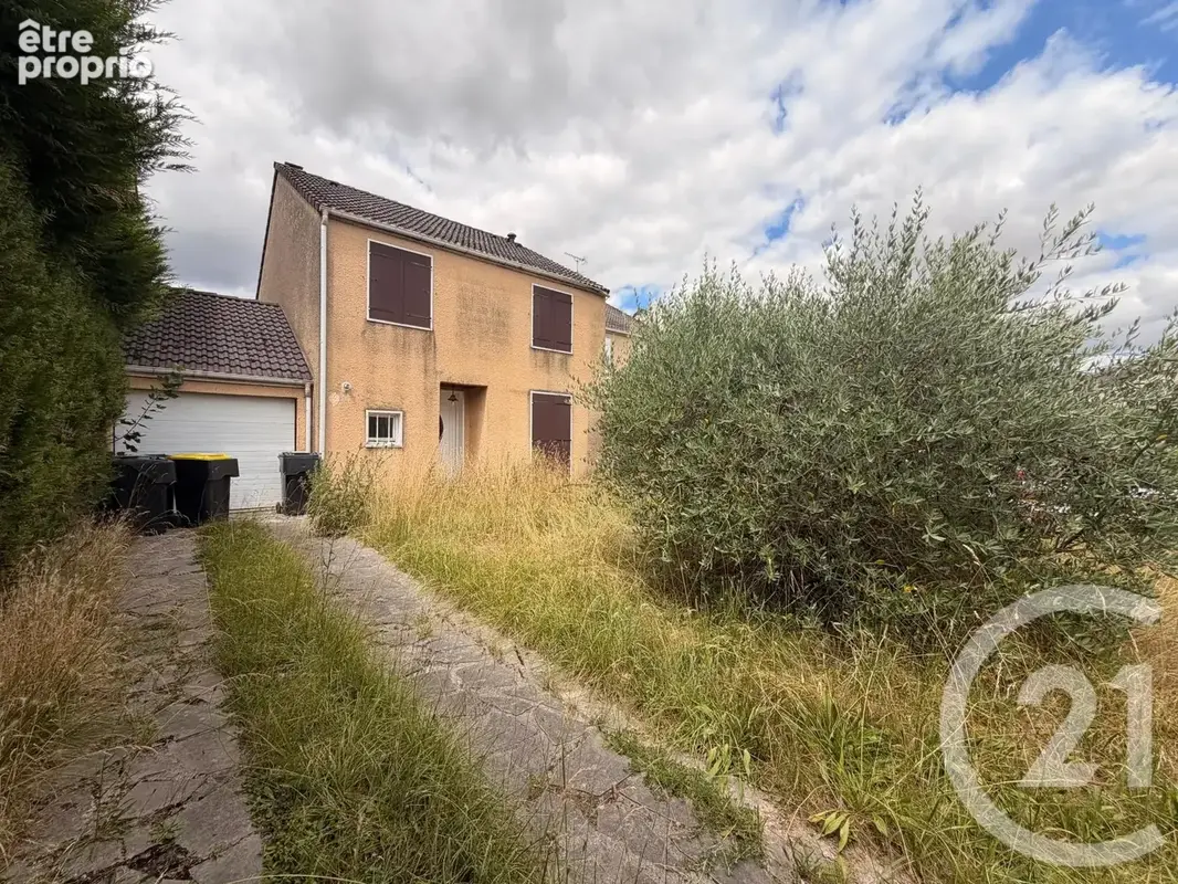 Photo Maison à Lagny-Le-Sec au prix de 269 000€