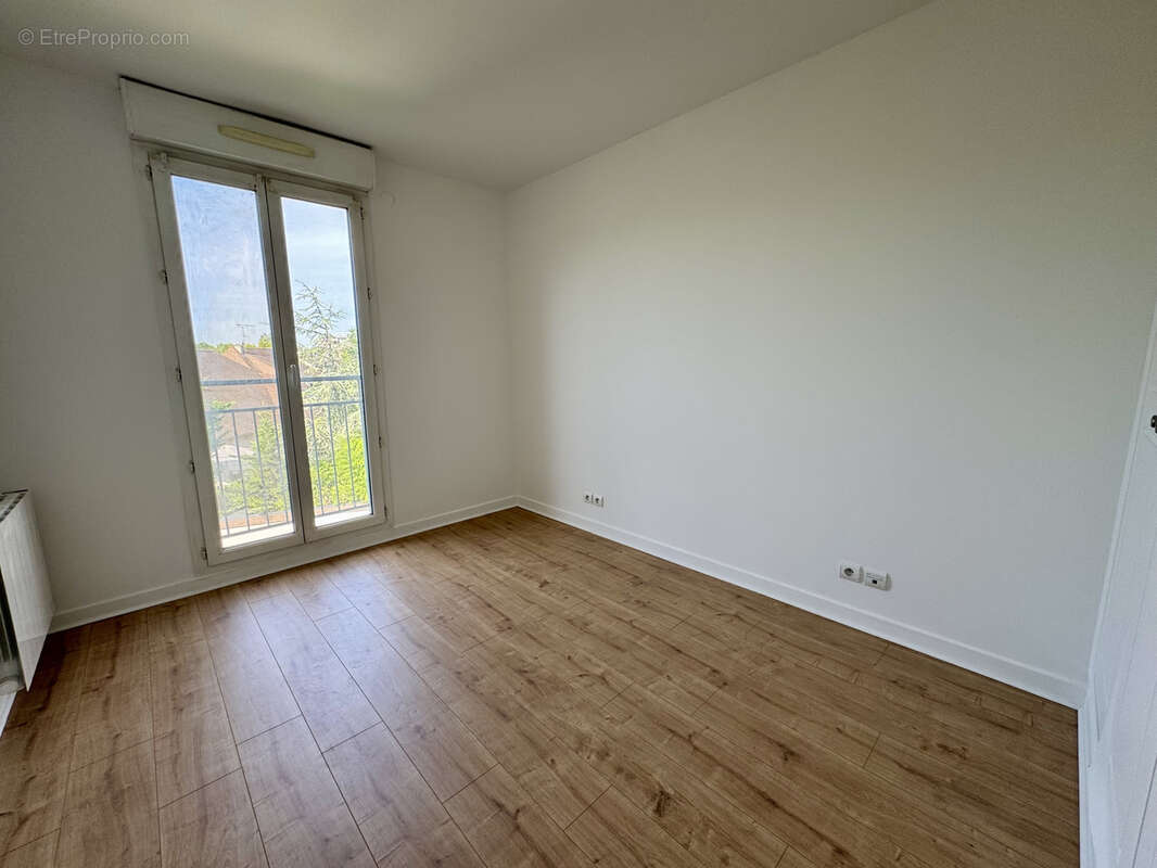 Appartement à LE PERREUX-SUR-MARNE