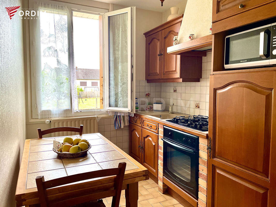 Maison à BLENEAU