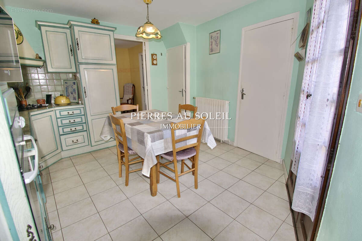 Maison à VILLEMAGNE-L'ARGENTIERE