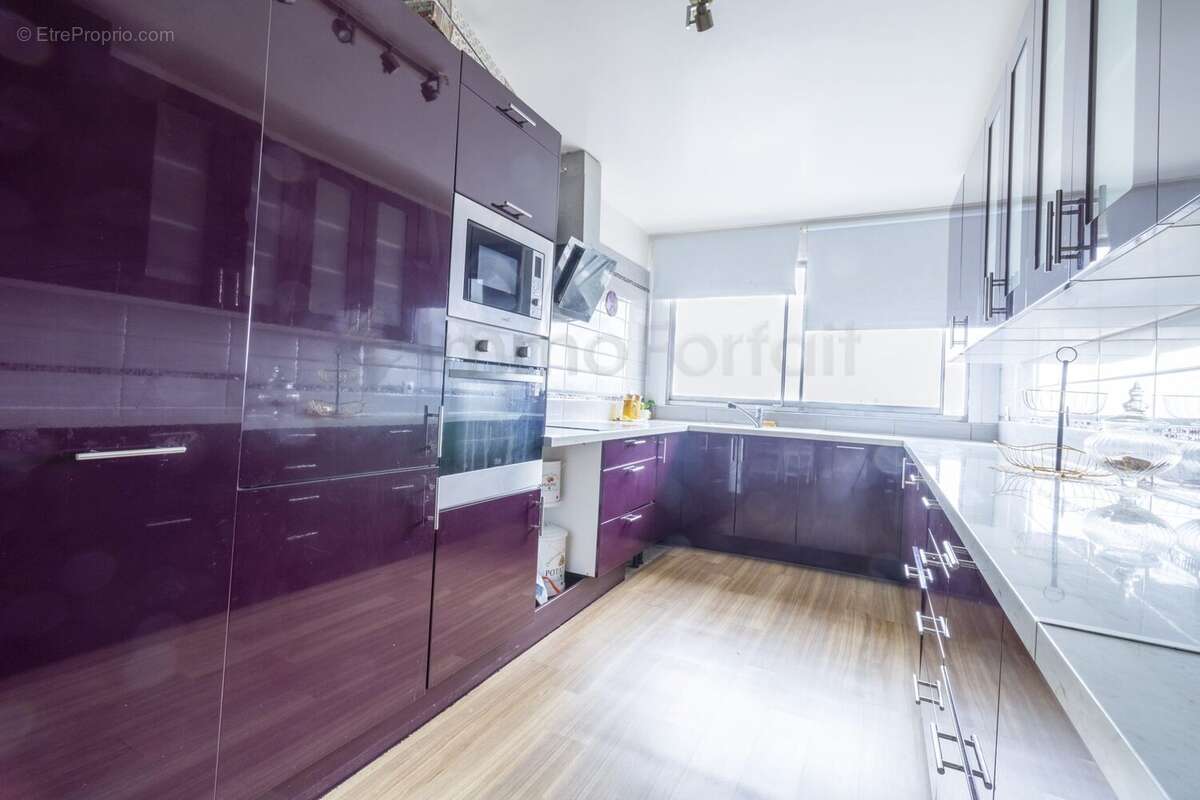 Appartement à COLOMBES