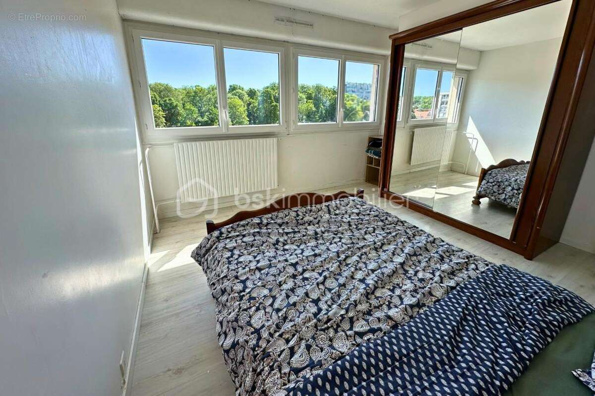 Appartement à CLICHY-SOUS-BOIS