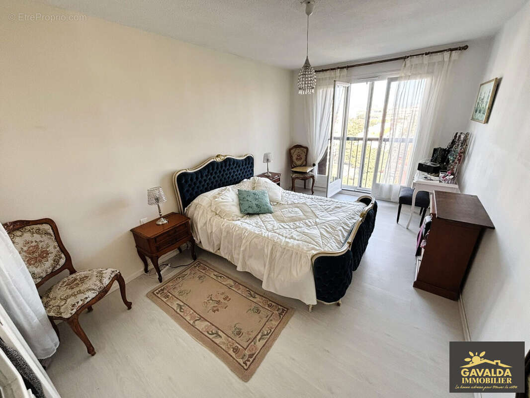 Chambre 3 - Appartement à PERPIGNAN