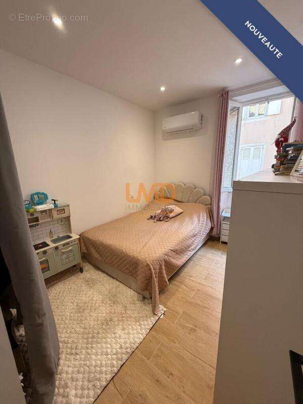 Appartement à LE MUY
