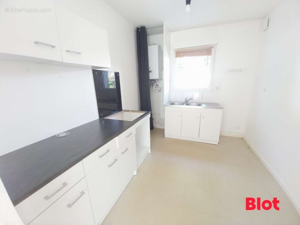 Maison 78 m² à La Chapelle-Des-Fougeretz  - photo 5