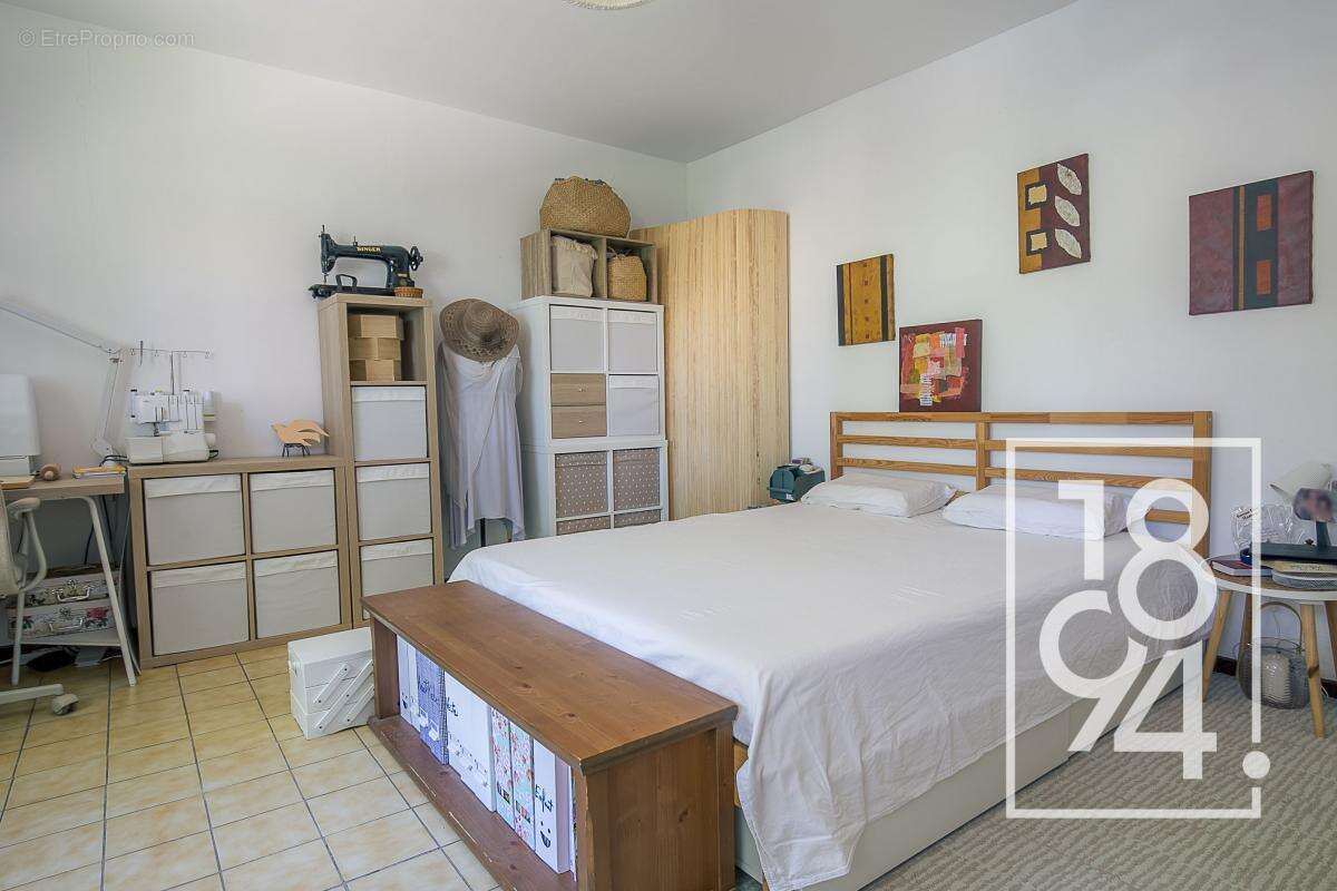 Appartement à MARSEILLE-12E