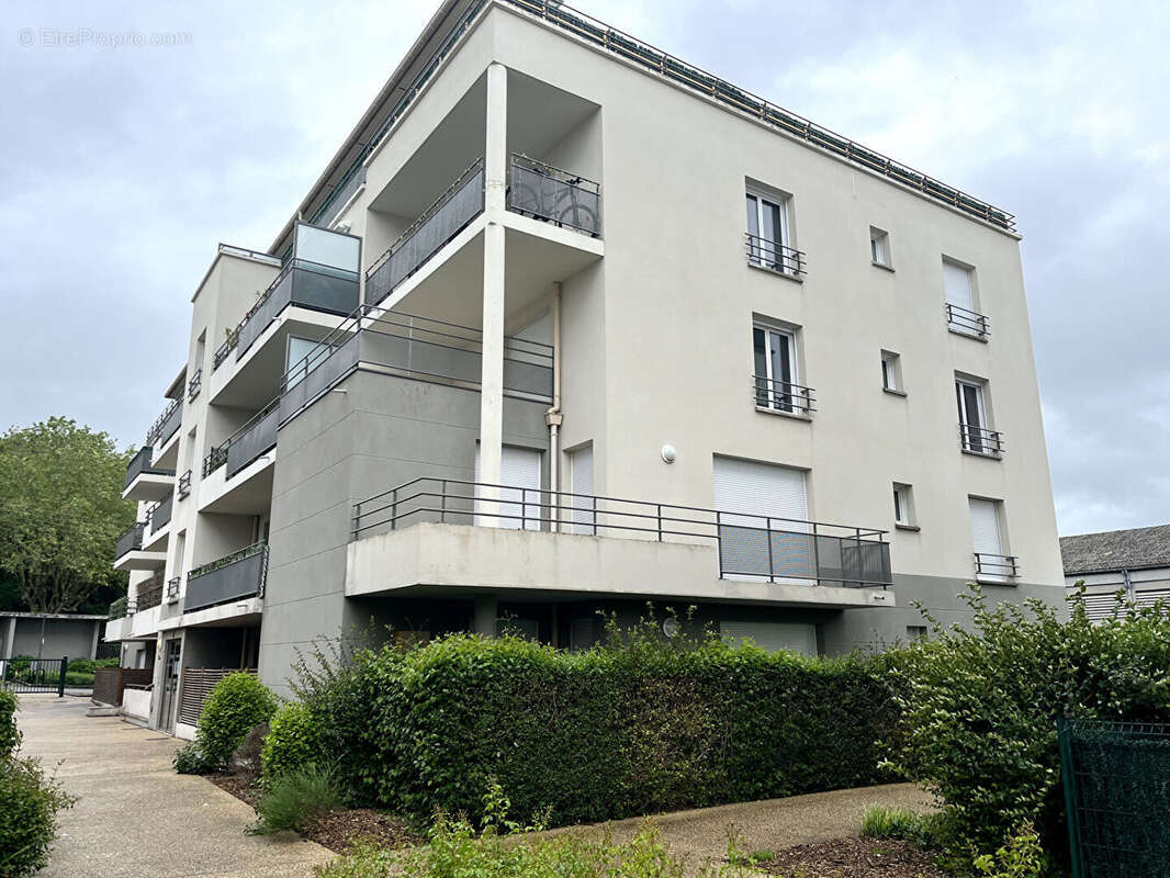Appartement à HARDRICOURT