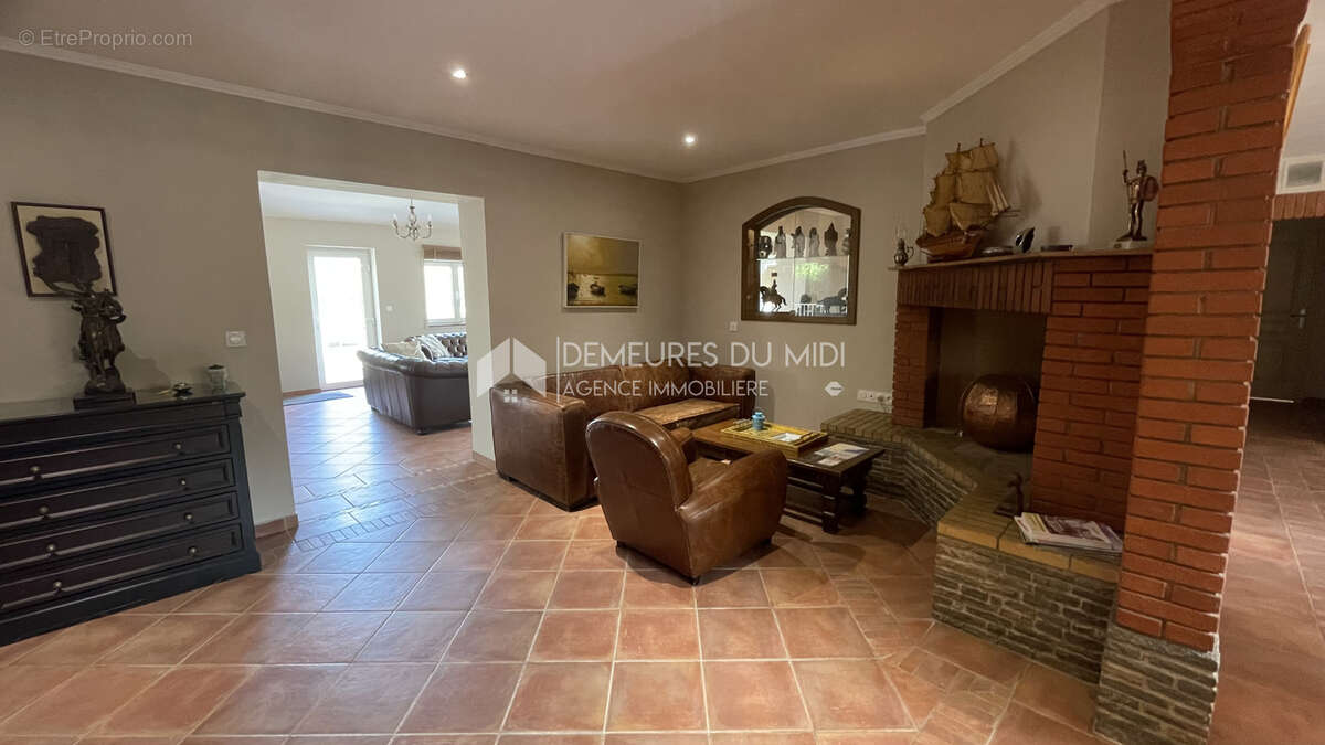 Maison à QUISSAC