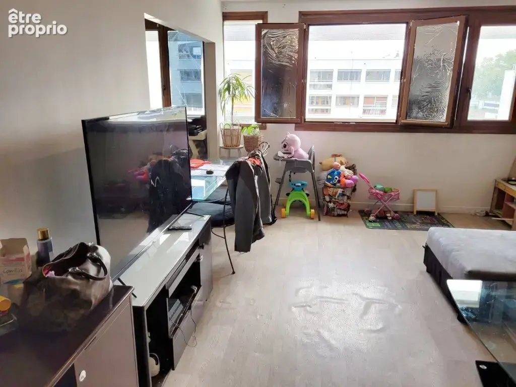 AMIENS. Bel appartement de type 4. - photo 4