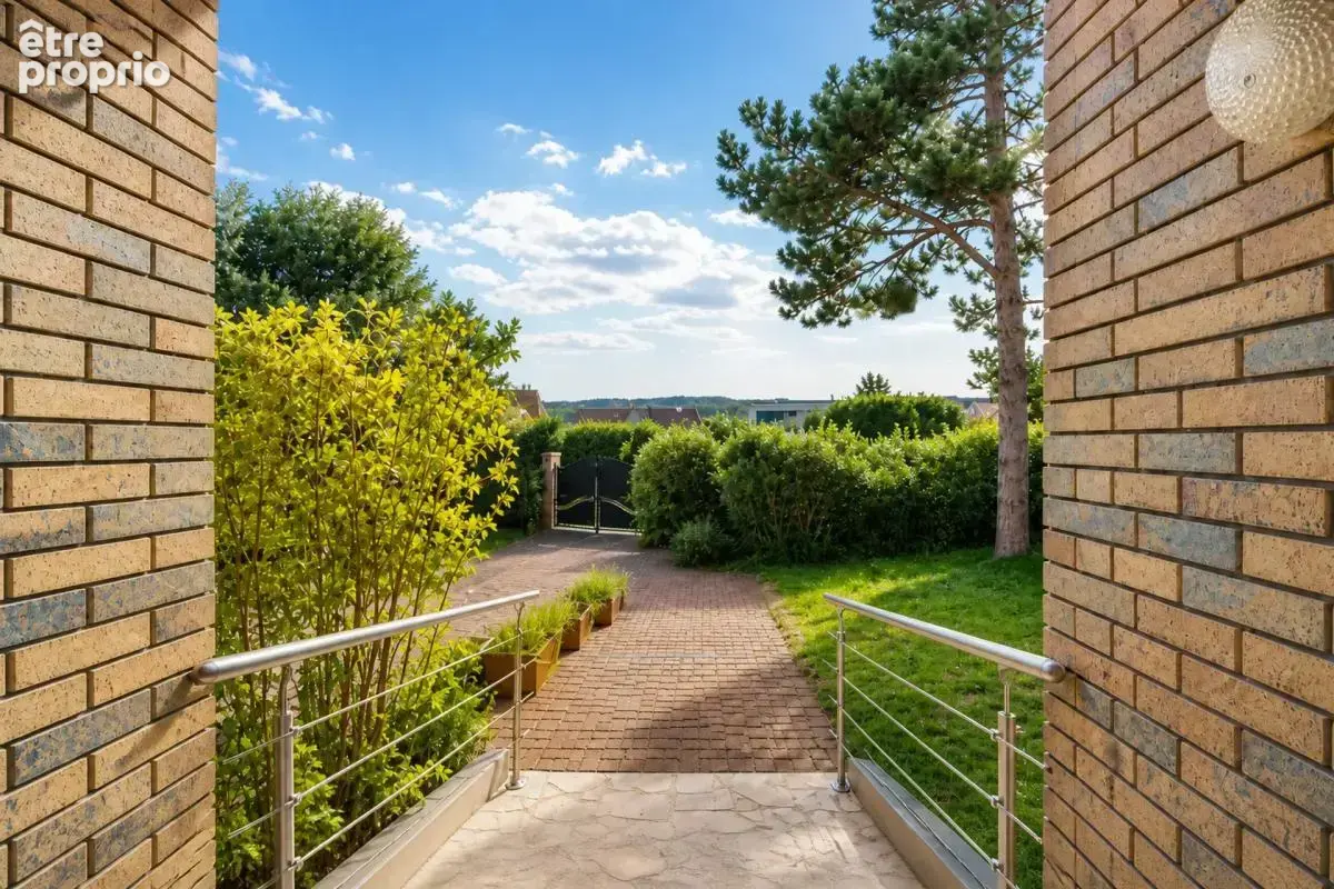 COURGENT : Maison - 203m²  sur 1380m2 de jardin - 5 à 6 chambres - photo 23