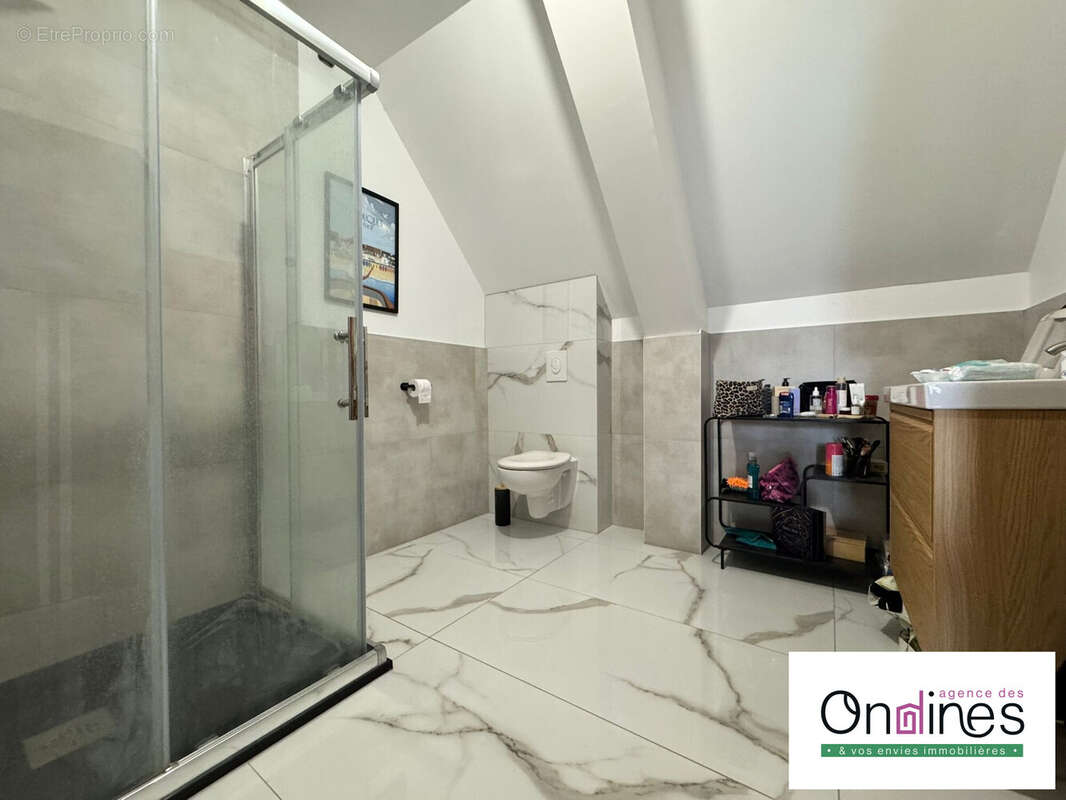 Salle d&#039;eau - Appartement à HATTEN