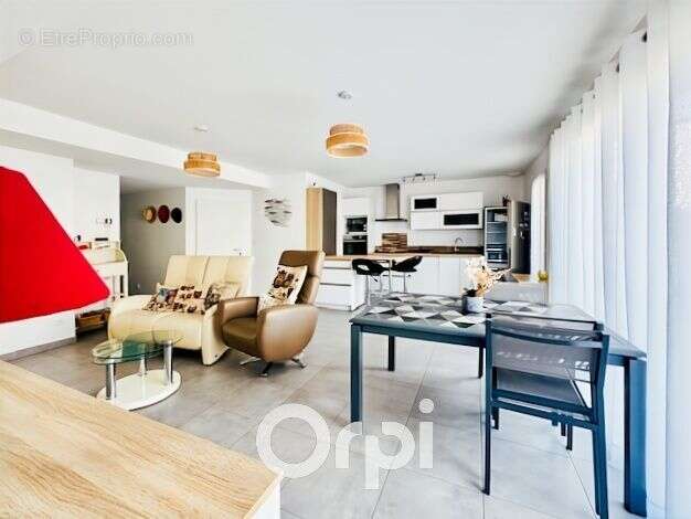 Maison à SAINT-VINCENT-SUR-JARD